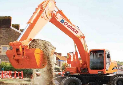 Excavadora sobre Ruedas GHT215W